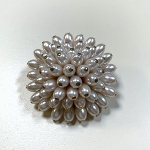 Gold & Pearl Cluster Brooch c. 1950's